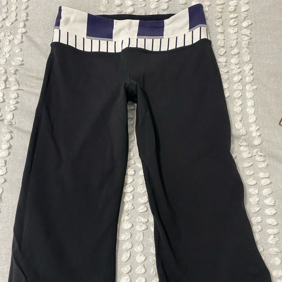 Lululemon Capris size 4 - Picture 1 of 3